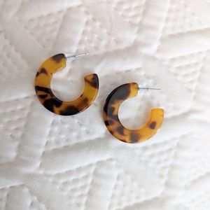 Tortoiseshell Flat Hoop Earrings Acrylic Medium Brown
